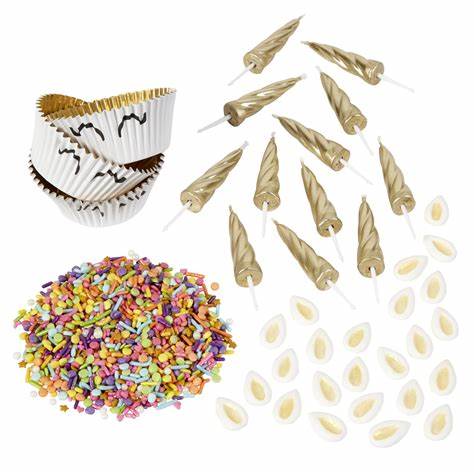UNICORN CUPCAKE DECORATING KIT C/12PZA WILTON